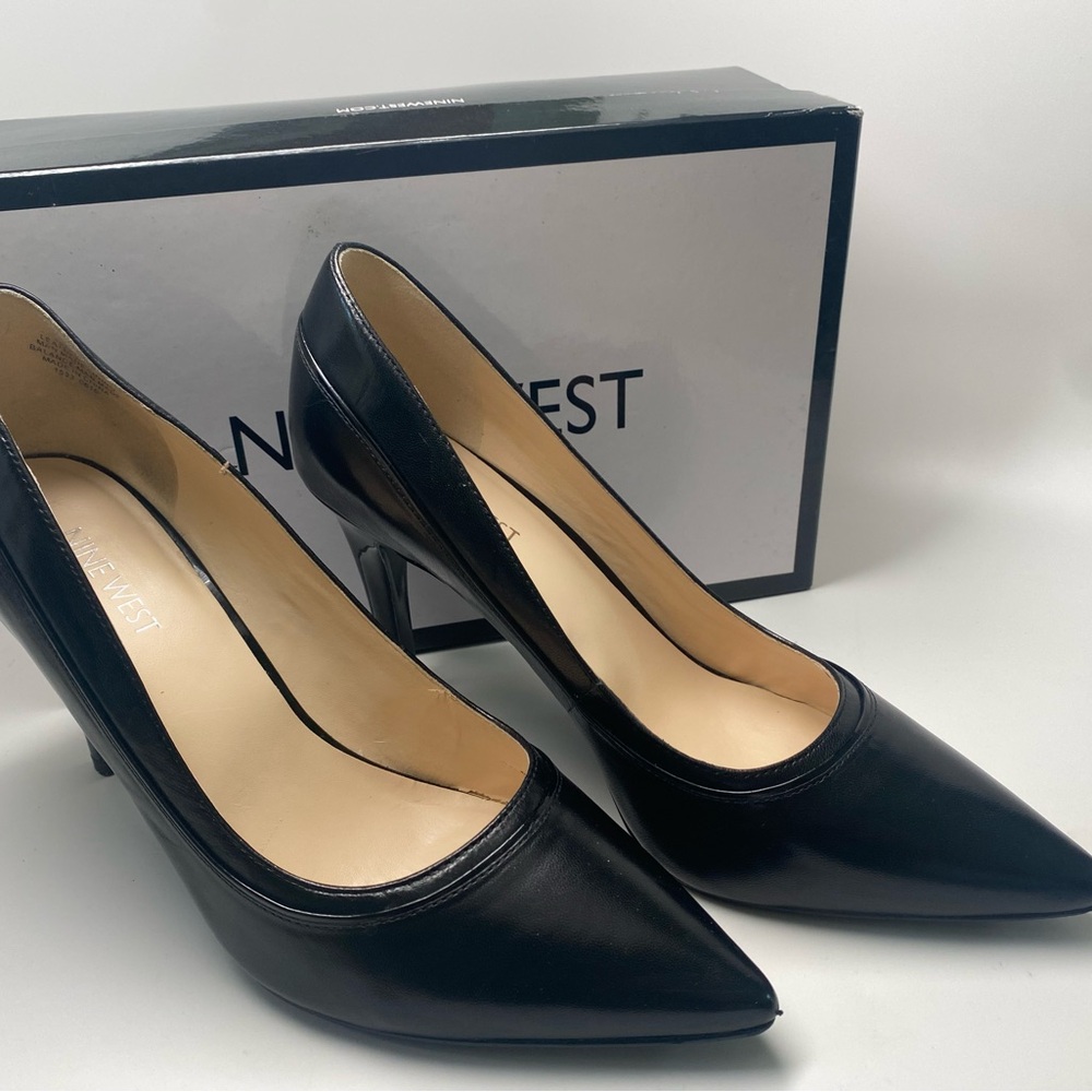 Nine West Black Heels - Picture 3 of 5